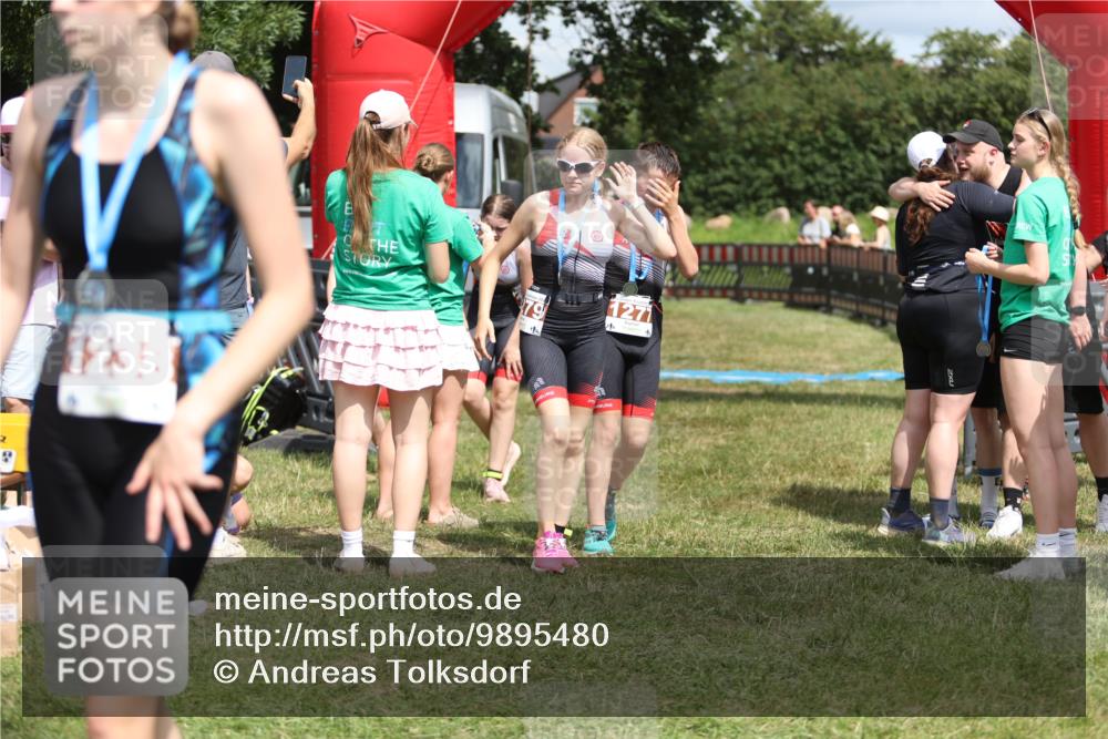 21.06.2026 - 29. Vierlanden-Triathlon Andreas Tolksdorf http://msf.ph/oto/9895480 21.06.2026 15:18:07 Ziel 1242, 1243, 1277, 1279, 1242, 1243, 1277, 1279 meine-sportfotos.de