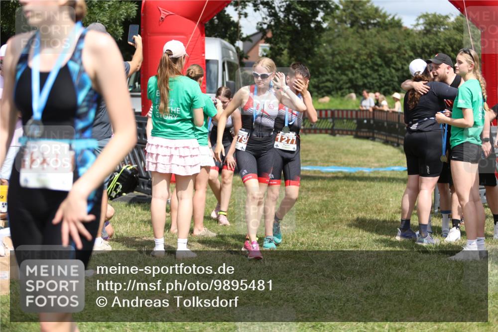 21.06.2026 - 29. Vierlanden-Triathlon Andreas Tolksdorf http://msf.ph/oto/9895481 21.06.2026 15:18:07 Ziel 1242, 1243, 1277, 1279, 1242, 1243, 1277, 1279 meine-sportfotos.de