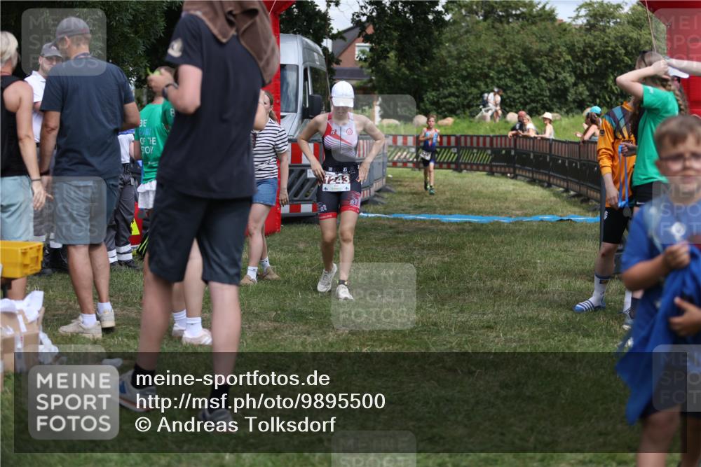 21.06.2026 - 29. Vierlanden-Triathlon Andreas Tolksdorf http://msf.ph/oto/9895500 21.06.2026 15:18:16 Ziel 1243, 1278, 1243, 1278 meine-sportfotos.de