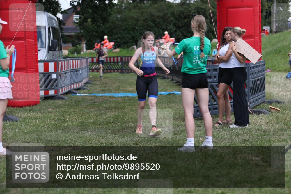 21.06.2026 - 29. Vierlanden-Triathlon Andreas Tolksdorf http://msf.ph/oto/9895520 21.06.2026 15:19:04 Ziel 1259, 1292, 1259, 1292 meine-sportfotos.de