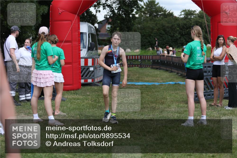 21.06.2026 - 29. Vierlanden-Triathlon Andreas Tolksdorf http://msf.ph/oto/9895534 21.06.2026 15:19:13 Ziel 1237, 1270, 1292, 1237, 1270, 1292 meine-sportfotos.de
