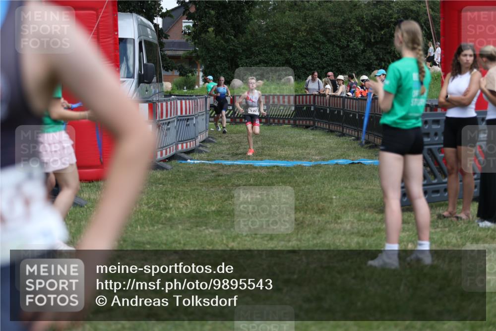 21.06.2026 - 29. Vierlanden-Triathlon Andreas Tolksdorf http://msf.ph/oto/9895543 21.06.2026 15:19:18 Ziel 1237, 1270, 1237, 1270 meine-sportfotos.de