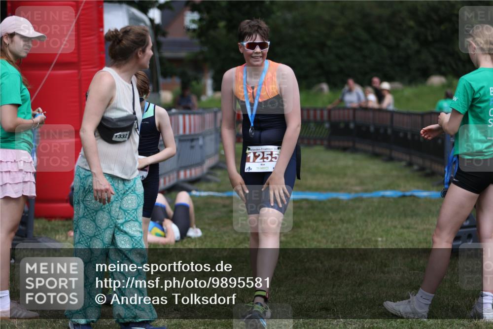 21.06.2026 - 29. Vierlanden-Triathlon Andreas Tolksdorf http://msf.ph/oto/9895581 21.06.2026 15:19:52 Ziel  meine-sportfotos.de