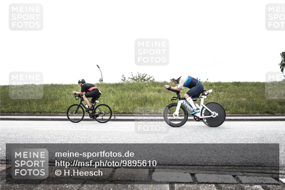 21.06.2026 - 29. Vierlanden-Triathlon H.Heesch http://msf.ph/oto/9895610 21.06.2026 09:40:20 Radfahren 3, 93, 116, 123 meine-sportfotos.de