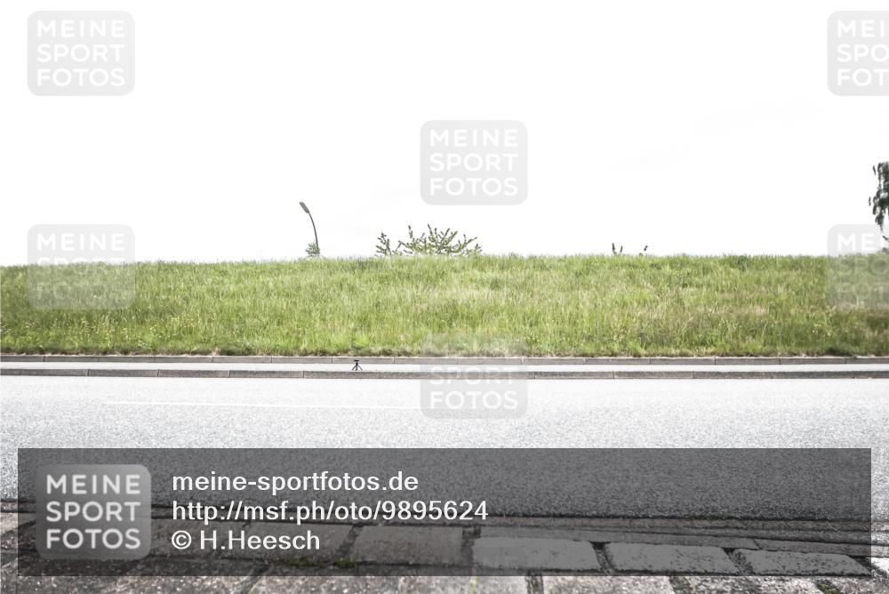 21.06.2026 - 29. Vierlanden-Triathlon H.Heesch http://msf.ph/oto/9895624 21.06.2026 09:47:19 Radfahren 291 meine-sportfotos.de