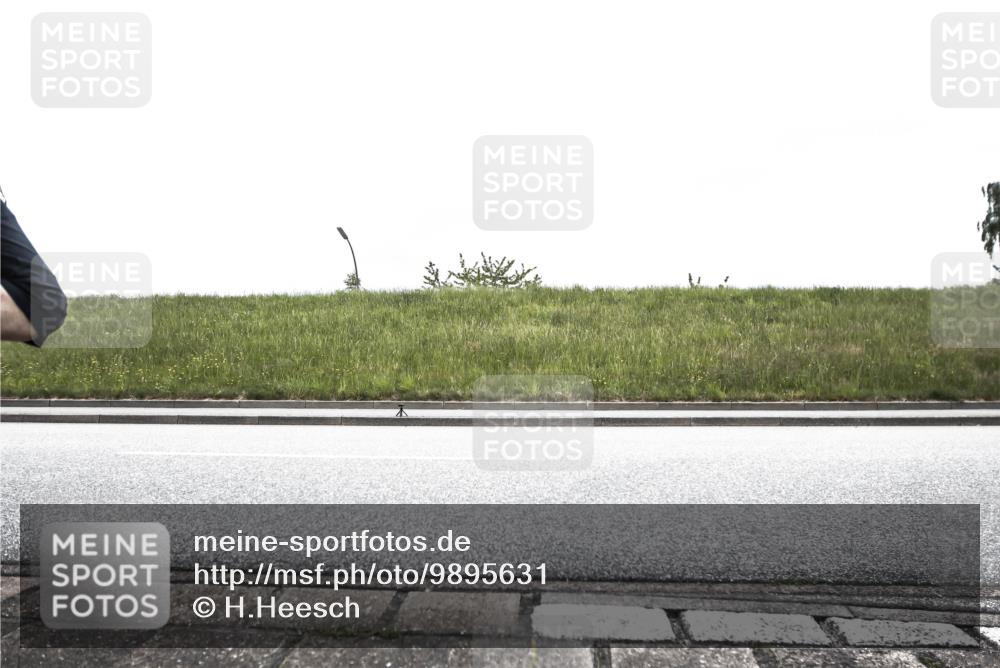 21.06.2026 - 29. Vierlanden-Triathlon H.Heesch http://msf.ph/oto/9895631 21.06.2026 09:47:23 Radfahren  meine-sportfotos.de