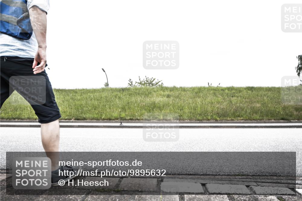 21.06.2026 - 29. Vierlanden-Triathlon H.Heesch http://msf.ph/oto/9895632 21.06.2026 09:47:23 Radfahren  meine-sportfotos.de