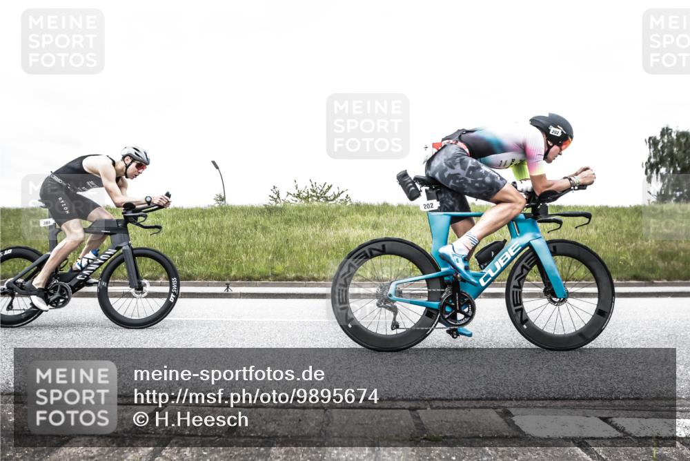 21.06.2026 - 29. Vierlanden-Triathlon H.Heesch http://msf.ph/oto/9895674 21.06.2026 09:58:29 Radfahren 46, 62, 202, 298, 364, 375 meine-sportfotos.de