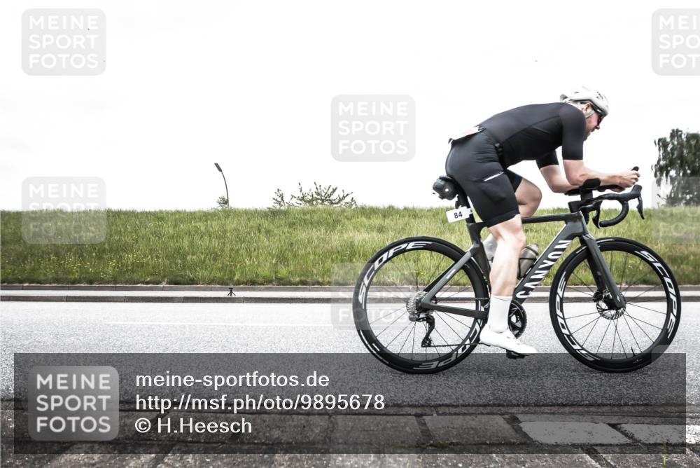 21.06.2026 - 29. Vierlanden-Triathlon H.Heesch http://msf.ph/oto/9895678 21.06.2026 10:00:01 Radfahren 84, 169 meine-sportfotos.de