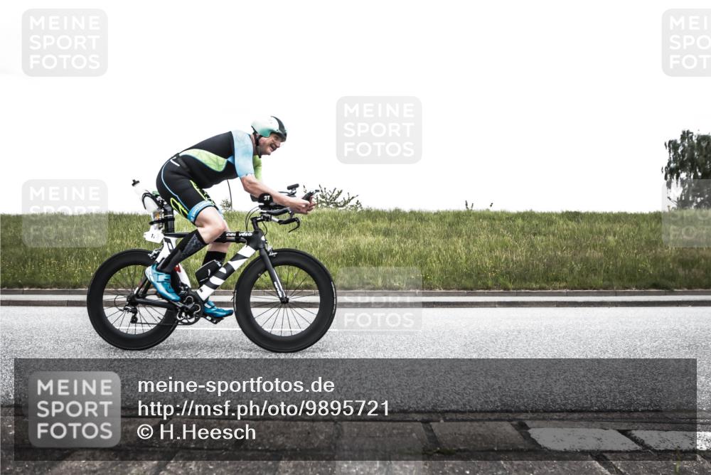 21.06.2026 - 29. Vierlanden-Triathlon H.Heesch http://msf.ph/oto/9895721 21.06.2026 10:13:04 Radfahren 48, 70, 180, 232, 429 meine-sportfotos.de