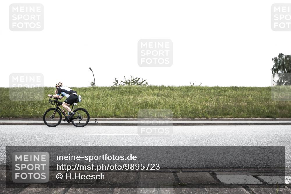 21.06.2026 - 29. Vierlanden-Triathlon H.Heesch http://msf.ph/oto/9895723 21.06.2026 10:14:11 Radfahren 37, 140, 190, 195, 238, 464 meine-sportfotos.de