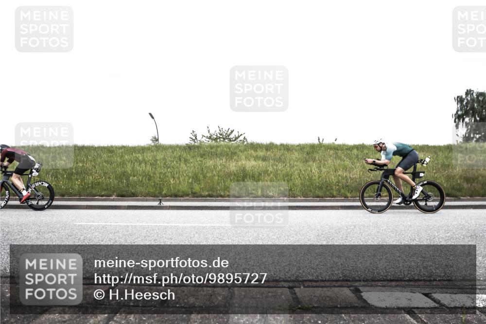 21.06.2026 - 29. Vierlanden-Triathlon H.Heesch http://msf.ph/oto/9895727 21.06.2026 10:15:35 Radfahren 49, 98, 127, 172, 193, 240, 449, 1354 meine-sportfotos.de