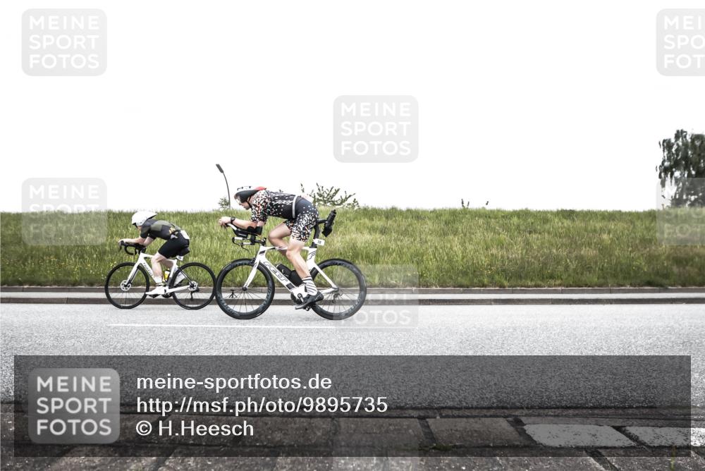 21.06.2026 - 29. Vierlanden-Triathlon H.Heesch http://msf.ph/oto/9895735 21.06.2026 10:16:46 Radfahren 32, 101, 114 meine-sportfotos.de