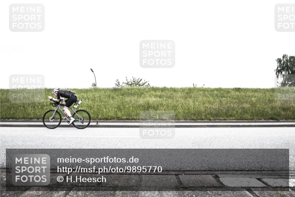 21.06.2026 - 29. Vierlanden-Triathlon H.Heesch http://msf.ph/oto/9895770 21.06.2026 10:20:07 Radfahren 16, 22, 79, 113, 244, 412, 432 meine-sportfotos.de