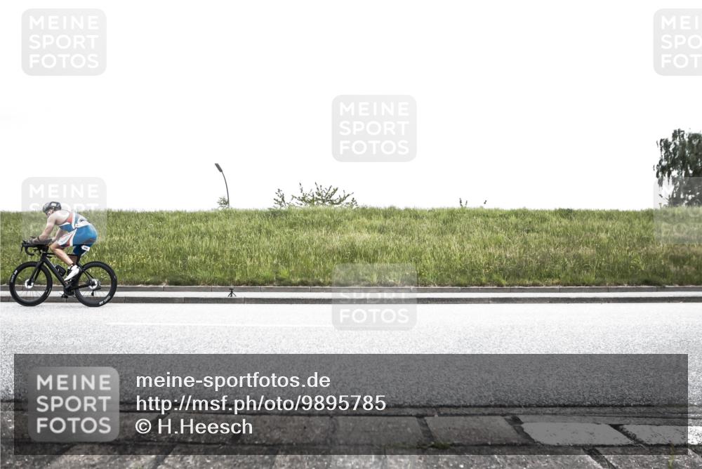 21.06.2026 - 29. Vierlanden-Triathlon H.Heesch http://msf.ph/oto/9895785 21.06.2026 10:21:16 Radfahren 158, 229, 411, 620, 1353 meine-sportfotos.de