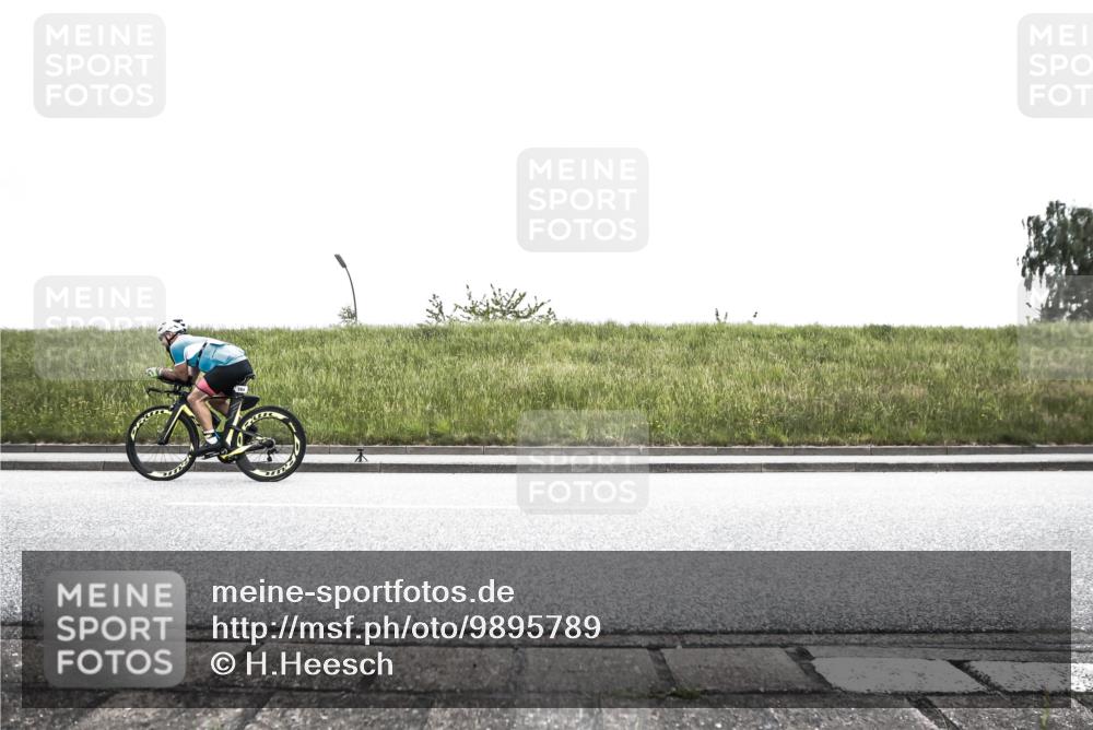 21.06.2026 - 29. Vierlanden-Triathlon H.Heesch http://msf.ph/oto/9895789 21.06.2026 10:21:34 Radfahren 14, 192, 205, 284 meine-sportfotos.de