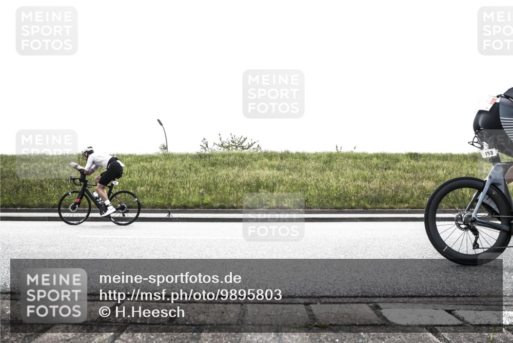 21.06.2026 - 29. Vierlanden-Triathlon H.Heesch http://msf.ph/oto/9895803 21.06.2026 10:45:29 Radfahren 36, 81, 153, 161, 243, 412, 417 meine-sportfotos.de