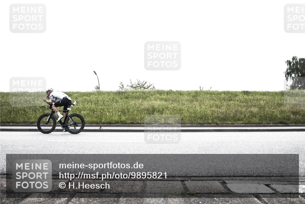 21.06.2026 - 29. Vierlanden-Triathlon H.Heesch http://msf.ph/oto/9895821 21.06.2026 10:47:00 Radfahren 31, 67, 139, 160, 242, 276, 439, 609 meine-sportfotos.de