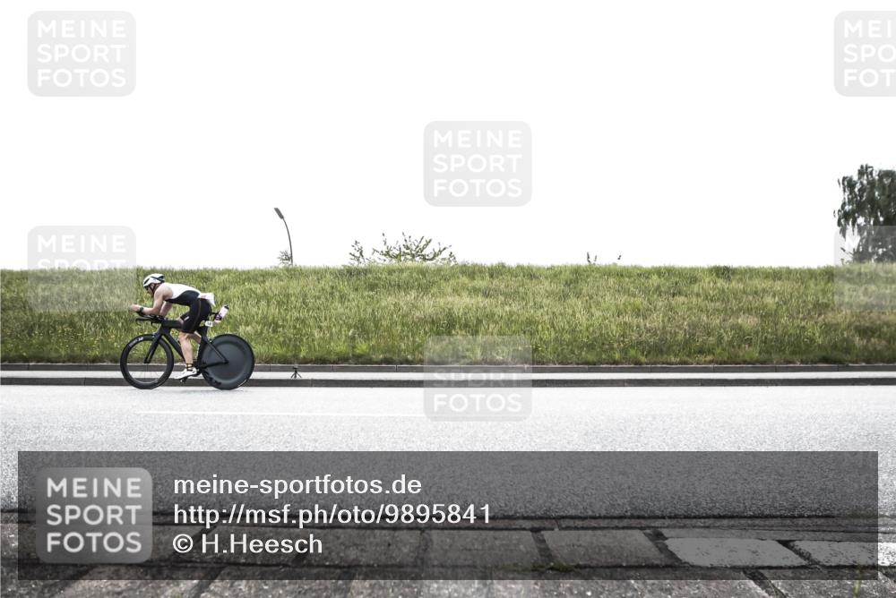 21.06.2026 - 29. Vierlanden-Triathlon H.Heesch http://msf.ph/oto/9895841 21.06.2026 10:48:28 Radfahren 124, 127, 225, 369, 475, 1354 meine-sportfotos.de