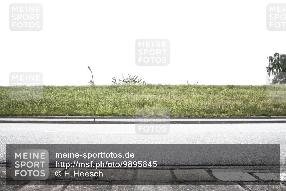 21.06.2026 - 29. Vierlanden-Triathlon H.Heesch http://msf.ph/oto/9895845 21.06.2026 10:48:34 Radfahren 29, 210, 225, 270, 369, 477, 1354 meine-sportfotos.de