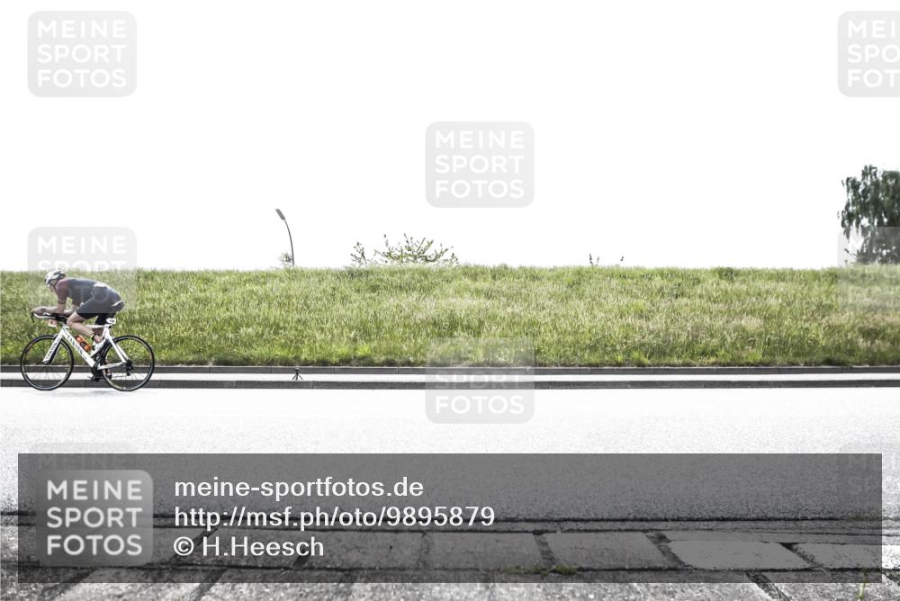 21.06.2026 - 29. Vierlanden-Triathlon H.Heesch http://msf.ph/oto/9895879 21.06.2026 10:51:01 Radfahren 126, 205, 435, 446, 463 meine-sportfotos.de