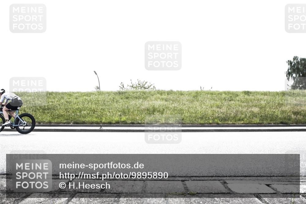 21.06.2026 - 29. Vierlanden-Triathlon H.Heesch http://msf.ph/oto/9895890 21.06.2026 10:51:25 Radfahren 63, 295, 401, 423, 427, 564, 602 meine-sportfotos.de