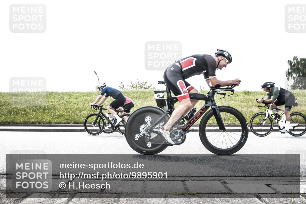 21.06.2026 - 29. Vierlanden-Triathlon H.Heesch http://msf.ph/oto/9895901 21.06.2026 10:51:48 Radfahren 18, 70, 75, 164, 172, 240, 279, 288, 455, 620, 622 meine-sportfotos.de