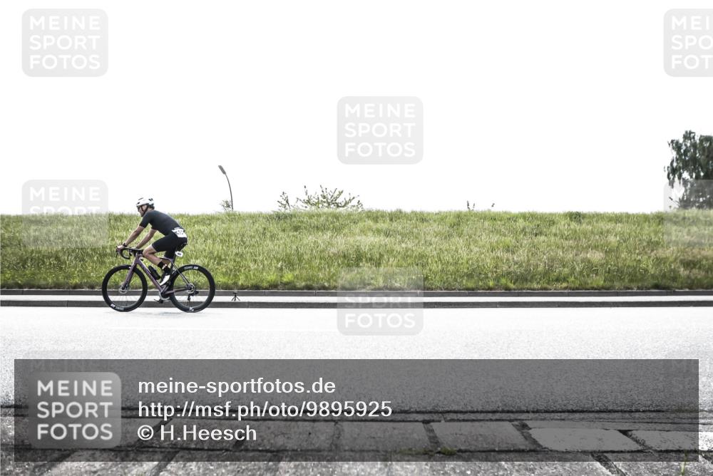 21.06.2026 - 29. Vierlanden-Triathlon H.Heesch http://msf.ph/oto/9895925 21.06.2026 10:52:53 Radfahren 50, 121, 130, 261, 404, 426, 577, 625 meine-sportfotos.de