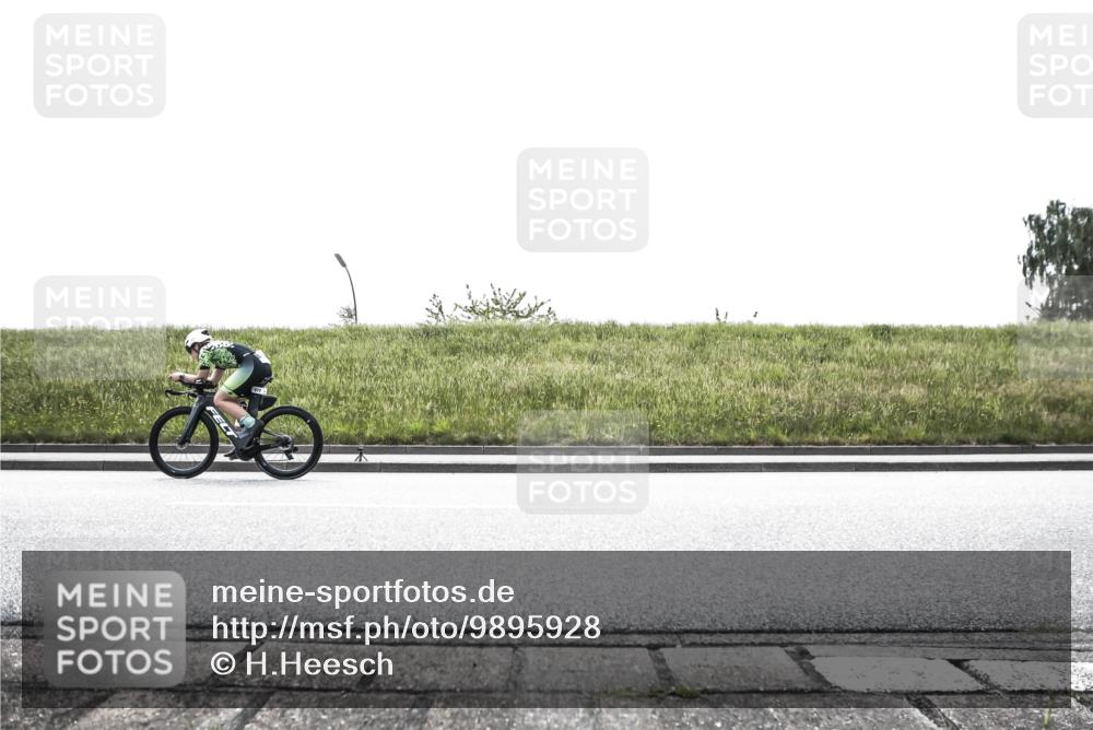 21.06.2026 - 29. Vierlanden-Triathlon H.Heesch http://msf.ph/oto/9895928 21.06.2026 10:53:05 Radfahren 191, 577, 604 meine-sportfotos.de