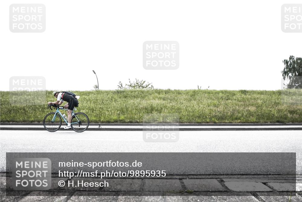 21.06.2026 - 29. Vierlanden-Triathlon H.Heesch http://msf.ph/oto/9895935 21.06.2026 10:53:25 Radfahren 48, 114, 168, 461 meine-sportfotos.de
