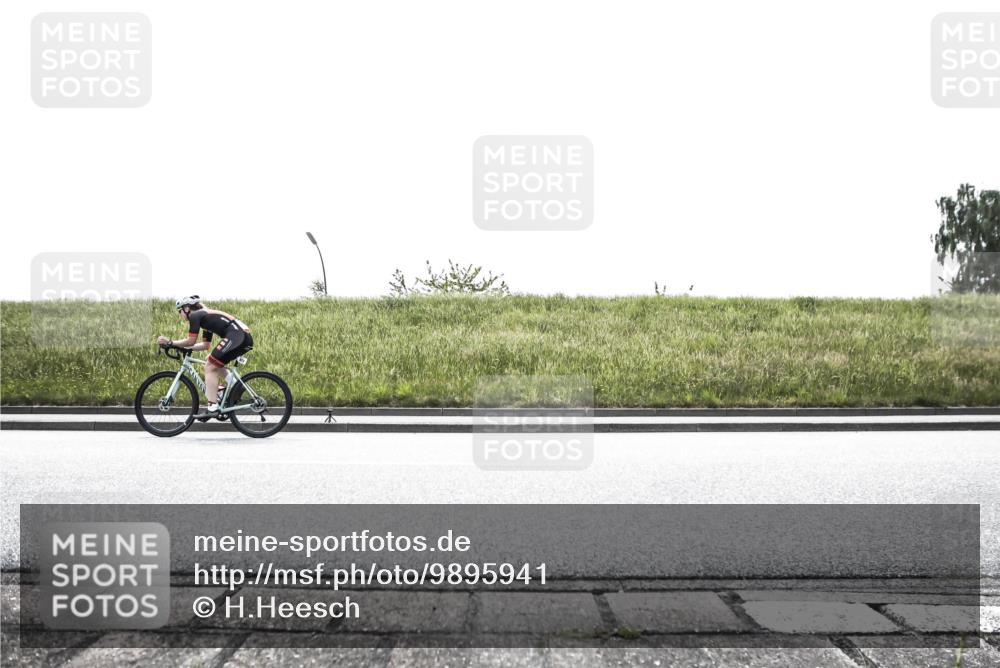 21.06.2026 - 29. Vierlanden-Triathlon H.Heesch http://msf.ph/oto/9895941 21.06.2026 10:53:58 Radfahren 59, 100, 245, 513, 600 meine-sportfotos.de