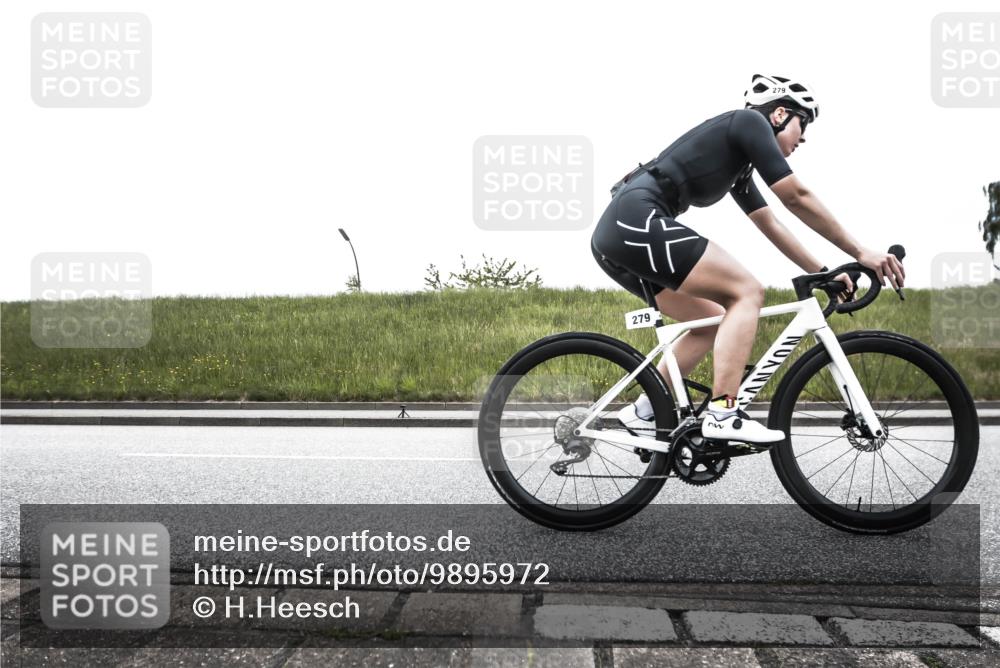 21.06.2026 - 29. Vierlanden-Triathlon H.Heesch http://msf.ph/oto/9895972 21.06.2026 09:35:54 Radfahren 86, 90, 105, 122, 161, 176, 198, 270, 279 meine-sportfotos.de