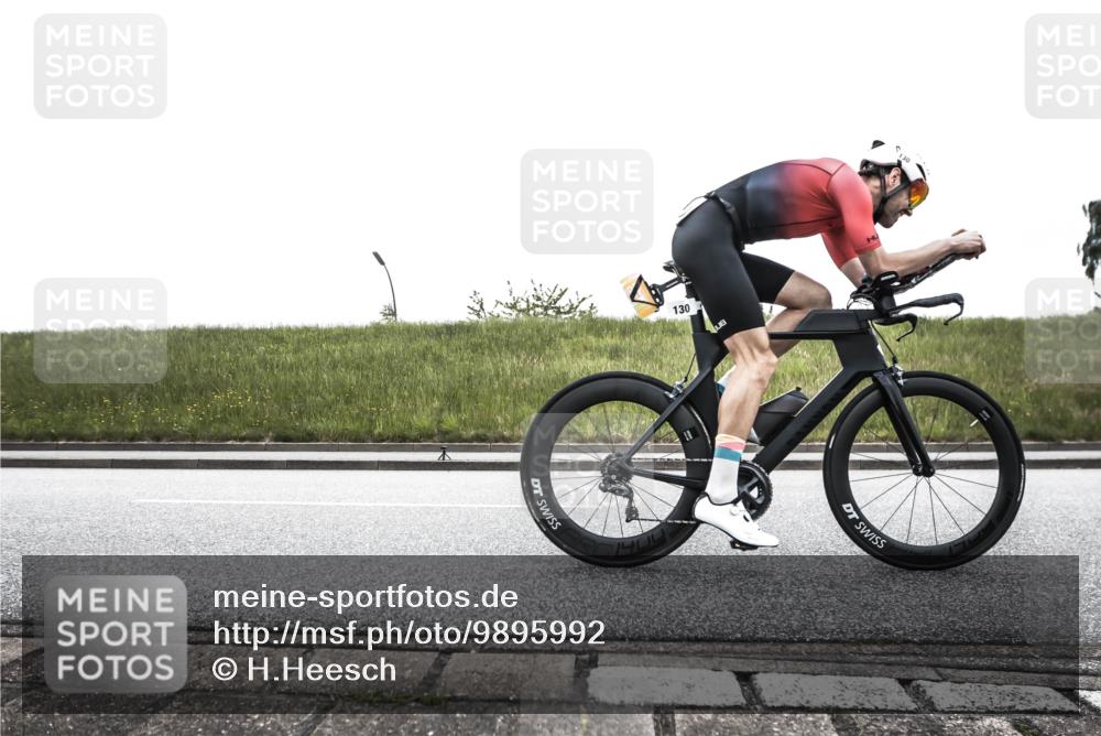 21.06.2026 - 29. Vierlanden-Triathlon H.Heesch http://msf.ph/oto/9895992 21.06.2026 09:36:19 Radfahren 6, 23, 111, 130, 135, 180, 216, 283 meine-sportfotos.de