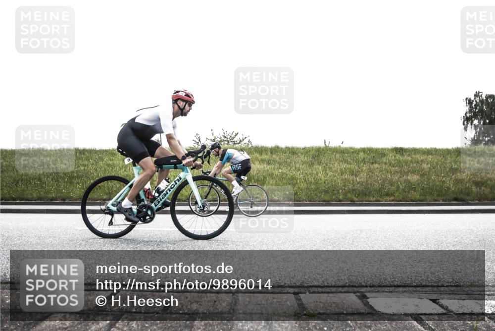 21.06.2026 - 29. Vierlanden-Triathlon H.Heesch http://msf.ph/oto/9896014 21.06.2026 11:03:57 Radfahren 33, 52, 175, 268 meine-sportfotos.de