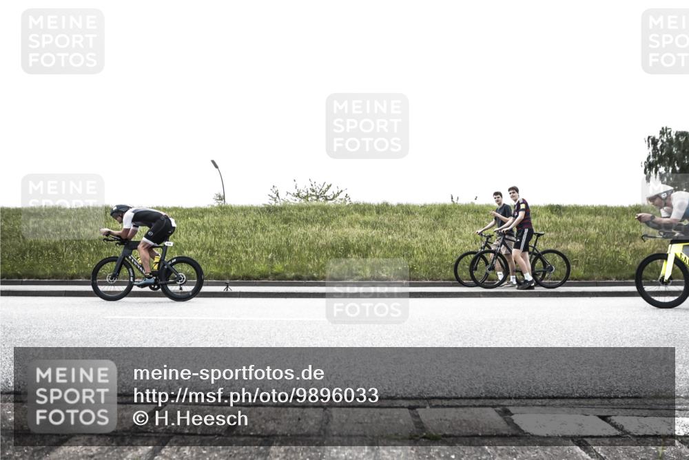 21.06.2026 - 29. Vierlanden-Triathlon H.Heesch http://msf.ph/oto/9896033 21.06.2026 11:06:29 Radfahren 71, 174, 199, 510, 668, 721, 745 meine-sportfotos.de