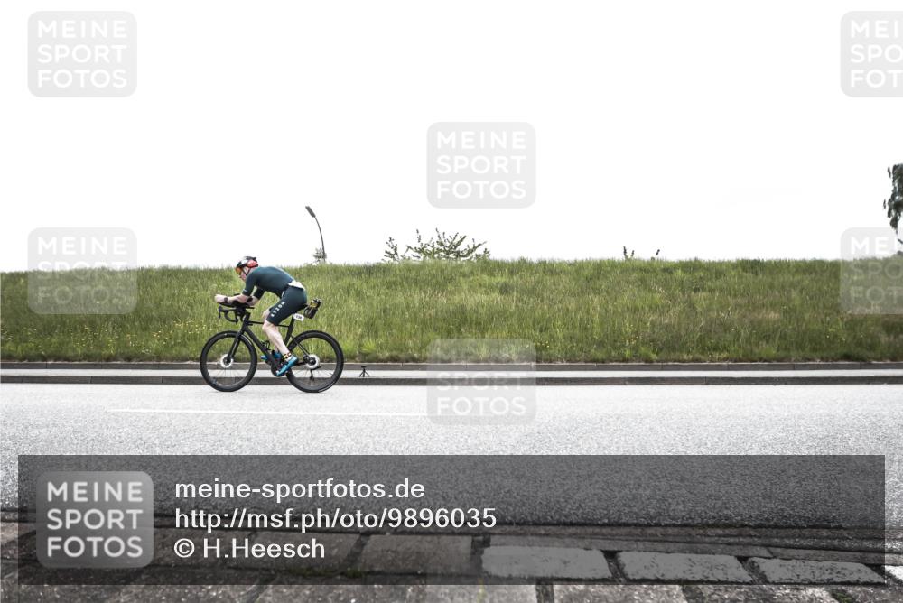 21.06.2026 - 29. Vierlanden-Triathlon H.Heesch http://msf.ph/oto/9896035 21.06.2026 09:38:58 Radfahren 138, 212 meine-sportfotos.de