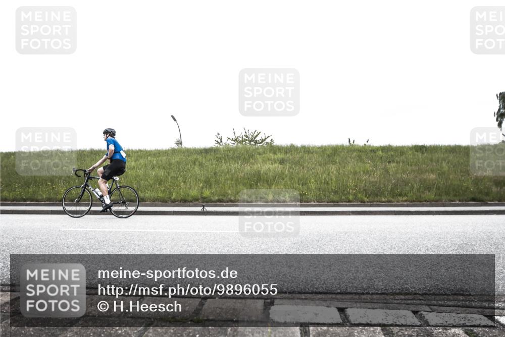 21.06.2026 - 29. Vierlanden-Triathlon H.Heesch http://msf.ph/oto/9896055 21.06.2026 09:39:40 Radfahren 22, 163, 213 meine-sportfotos.de