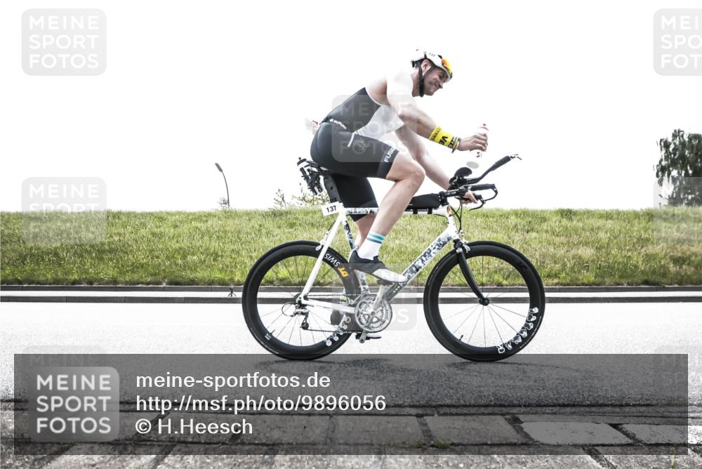 21.06.2026 - 29. Vierlanden-Triathlon H.Heesch http://msf.ph/oto/9896056 21.06.2026 11:11:15 Radfahren 137, 138, 161, 299, 489, 673 meine-sportfotos.de