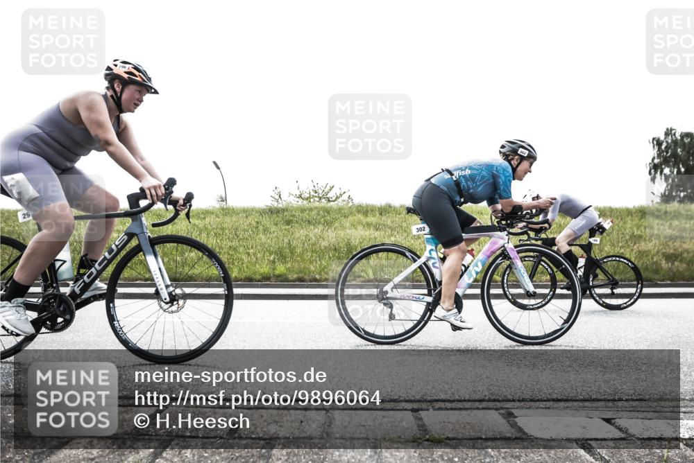 21.06.2026 - 29. Vierlanden-Triathlon H.Heesch http://msf.ph/oto/9896064 21.06.2026 11:11:59 Radfahren 109, 293, 296, 302, 490, 500, 656, 707, 743, 751 meine-sportfotos.de