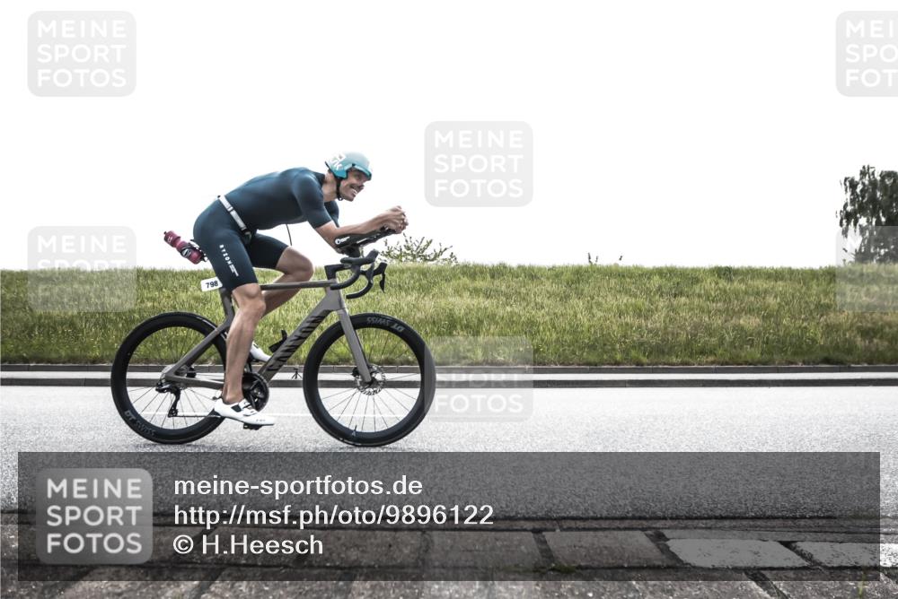 21.06.2026 - 29. Vierlanden-Triathlon H.Heesch http://msf.ph/oto/9896122 21.06.2026 11:20:16 Radfahren 5, 50, 86, 167, 777, 782, 798 meine-sportfotos.de