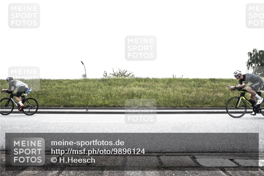 21.06.2026 - 29. Vierlanden-Triathlon H.Heesch http://msf.ph/oto/9896124 21.06.2026 11:20:22 Radfahren 5, 50, 86, 167, 777, 798 meine-sportfotos.de