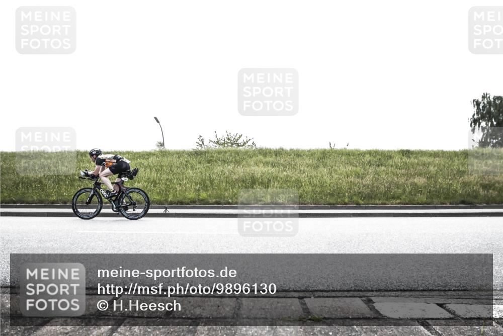 21.06.2026 - 29. Vierlanden-Triathlon H.Heesch http://msf.ph/oto/9896130 21.06.2026 11:21:04 Radfahren 156, 277, 807 meine-sportfotos.de