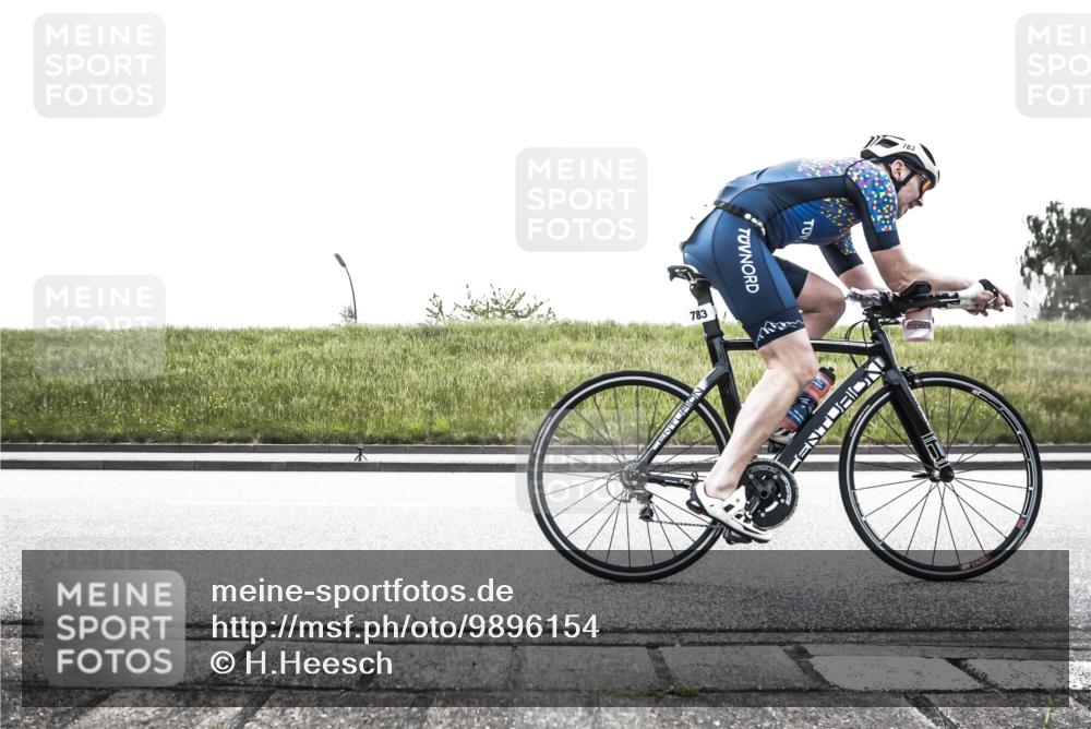 21.06.2026 - 29. Vierlanden-Triathlon H.Heesch http://msf.ph/oto/9896154 21.06.2026 11:25:35 Radfahren 783 meine-sportfotos.de