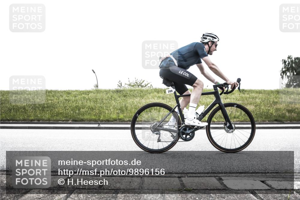 21.06.2026 - 29. Vierlanden-Triathlon H.Heesch http://msf.ph/oto/9896156 21.06.2026 11:26:22 Radfahren 289, 754 meine-sportfotos.de