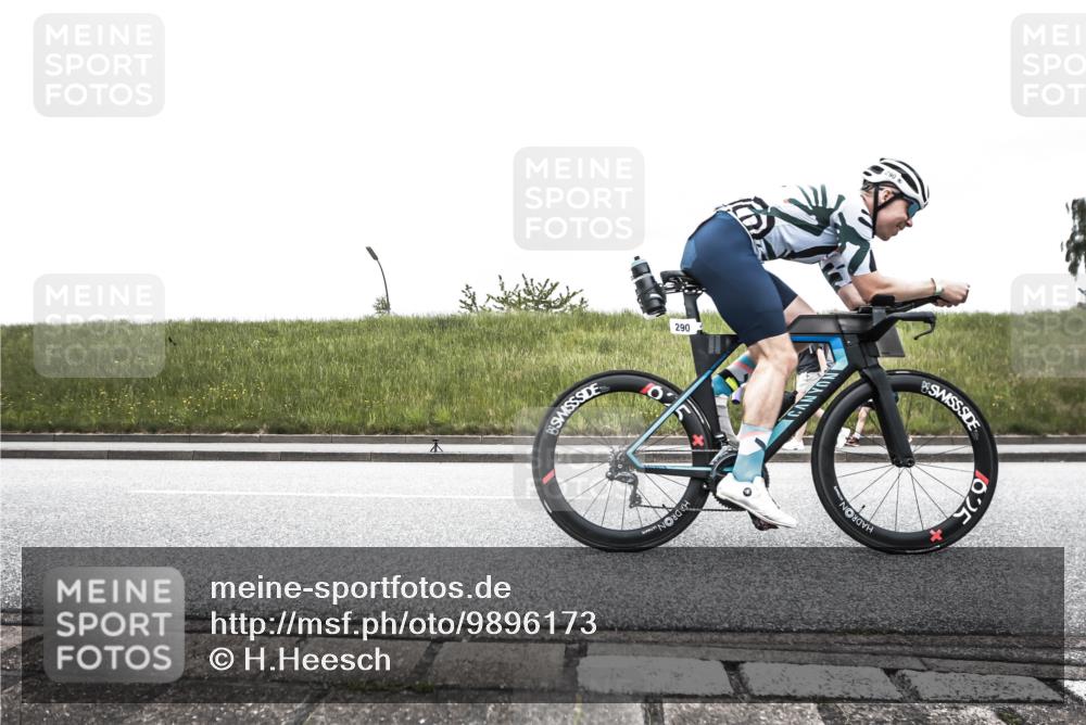 21.06.2026 - 29. Vierlanden-Triathlon H.Heesch http://msf.ph/oto/9896173 21.06.2026 09:45:18 Radfahren 79, 200, 261, 268, 290 meine-sportfotos.de