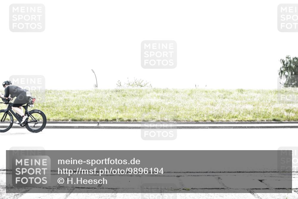 21.06.2026 - 29. Vierlanden-Triathlon H.Heesch http://msf.ph/oto/9896194 21.06.2026 11:37:17 Radfahren 48, 724, 834, 856, 861 meine-sportfotos.de