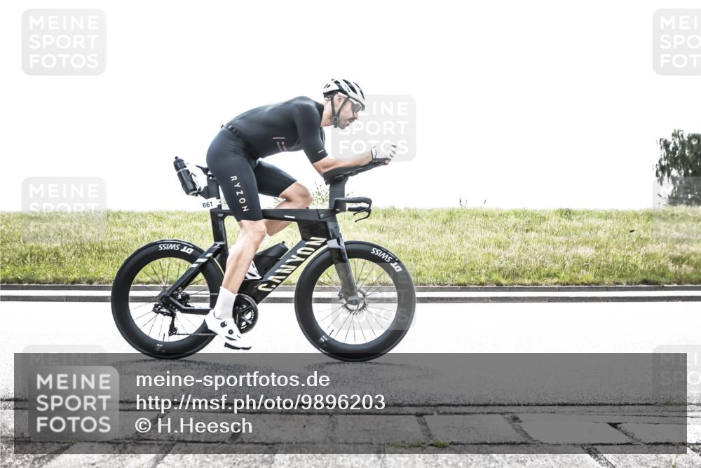 21.06.2026 - 29. Vierlanden-Triathlon H.Heesch http://msf.ph/oto/9896203 21.06.2026 11:38:32 Radfahren 15, 661, 673 meine-sportfotos.de