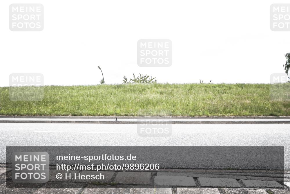 21.06.2026 - 29. Vierlanden-Triathlon H.Heesch http://msf.ph/oto/9896206 21.06.2026 09:47:21 Radfahren  meine-sportfotos.de