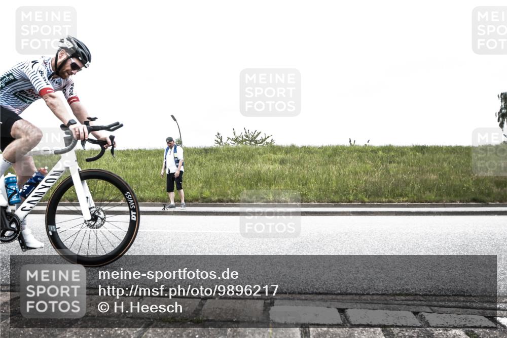 21.06.2026 - 29. Vierlanden-Triathlon H.Heesch http://msf.ph/oto/9896217 21.06.2026 09:47:31 Radfahren 3, 19, 54, 114, 168 meine-sportfotos.de