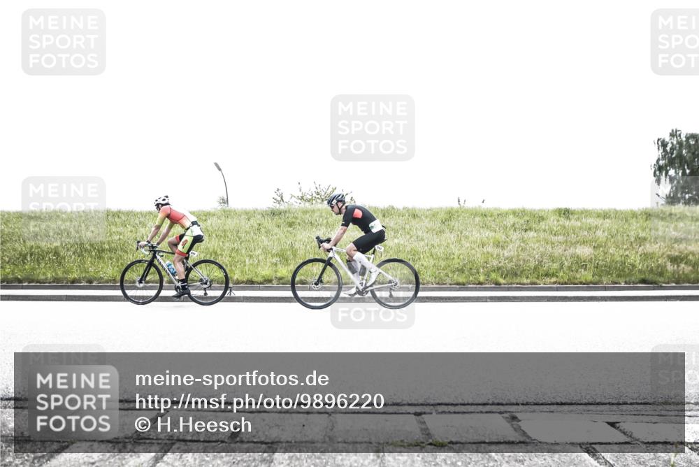 21.06.2026 - 29. Vierlanden-Triathlon H.Heesch http://msf.ph/oto/9896220 21.06.2026 11:40:33 Radfahren 249, 293, 630, 656, 671, 733, 743, 751 meine-sportfotos.de
